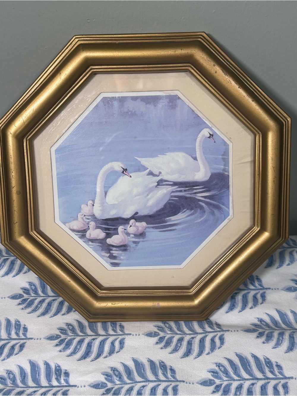Vintage home interior Swan Picture in Octagonal Gold Frame Mcm country